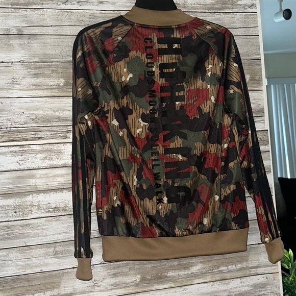 Adidas Pharrell Williams Hu Hiking jacket - Picture 5 of 7